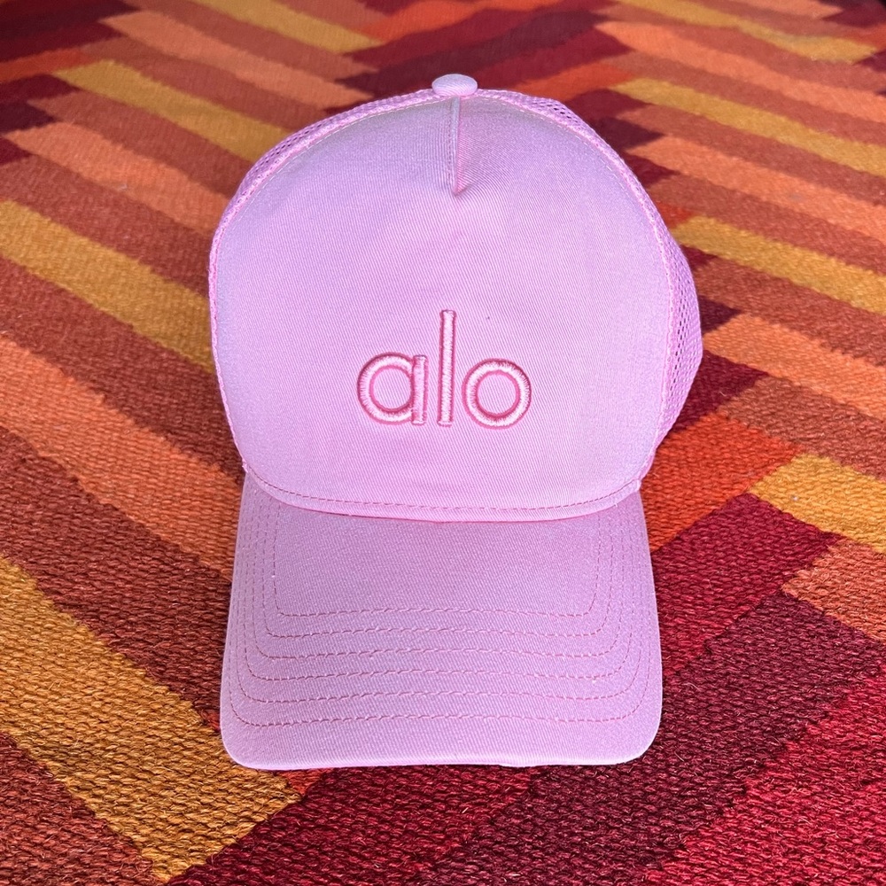 Gently Used Unisex ALO Yoga Pink Mesh Trucker Hat.